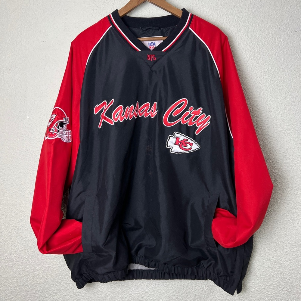 Kansa City Chiefs Large Lined Red & Black Windbreaker Jacket Coat.